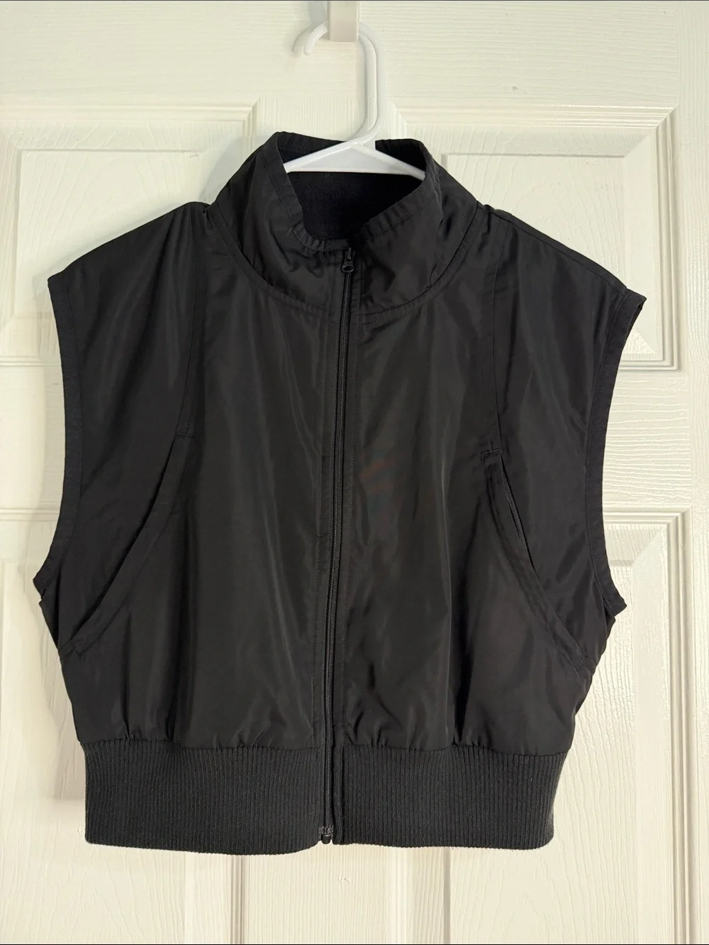 Alo Yoga In Motion Vest size S